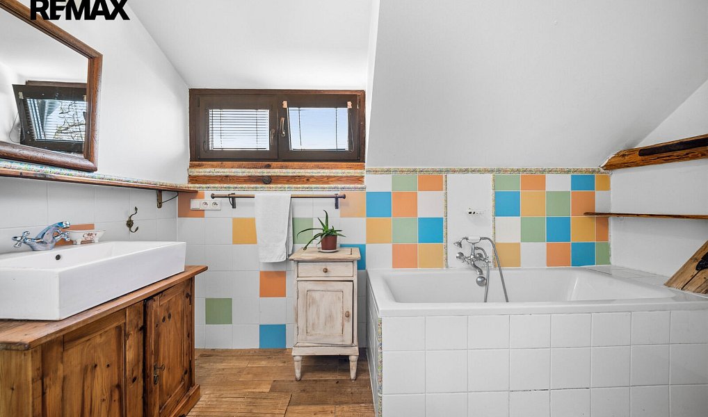 Prodej domu 267 m² s pozemkem 1 885 m², Proseč – náhled fotky 19