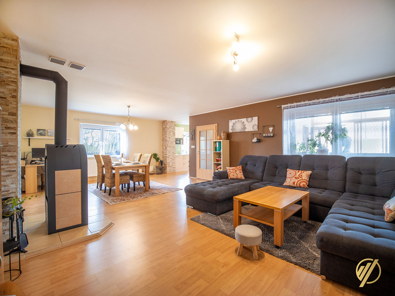Prodej domu 135 m² s pozemkem 834 m² – fotografie 2