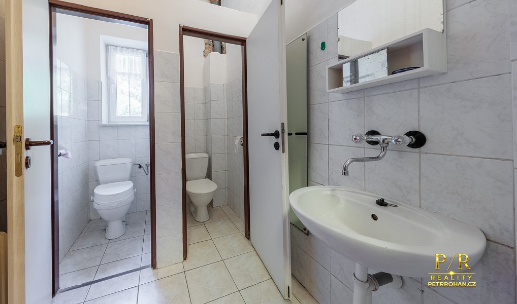 Prodej komerčního objektu (jiného typu) 650 m², Chodov – náhled fotky 6