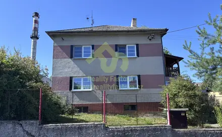 Prodej domu 228 m² s pozemkem 1 076 m², Na Husinci, Rokycany