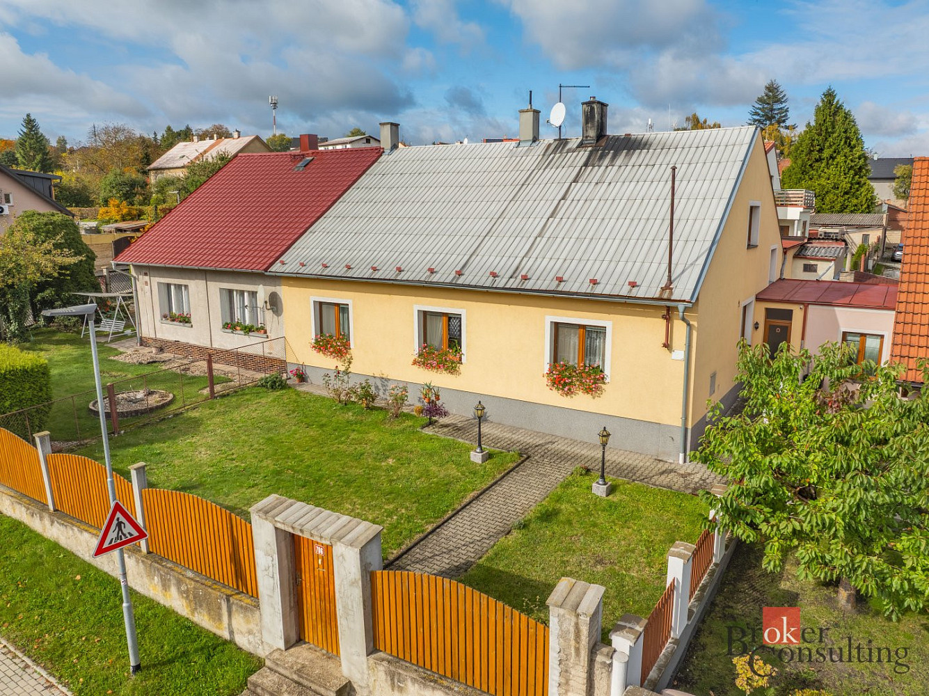 Prodej domu 161 m² s pozemkem 500 m² — photo 2
