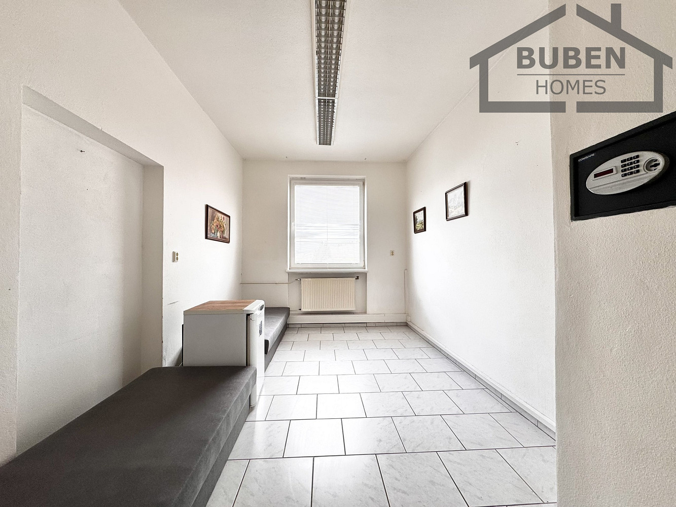 Pronájem kanceláře 380 m² – fotografie 3