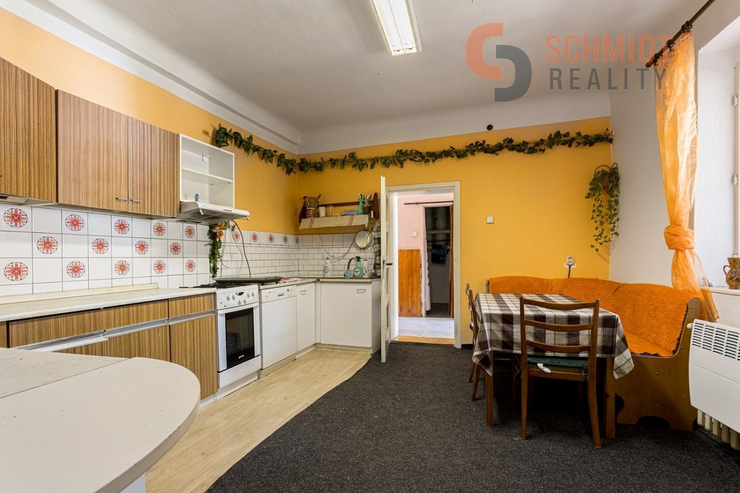 Prodej domu 200 m² s pozemkem 674 m² – fotografie 4