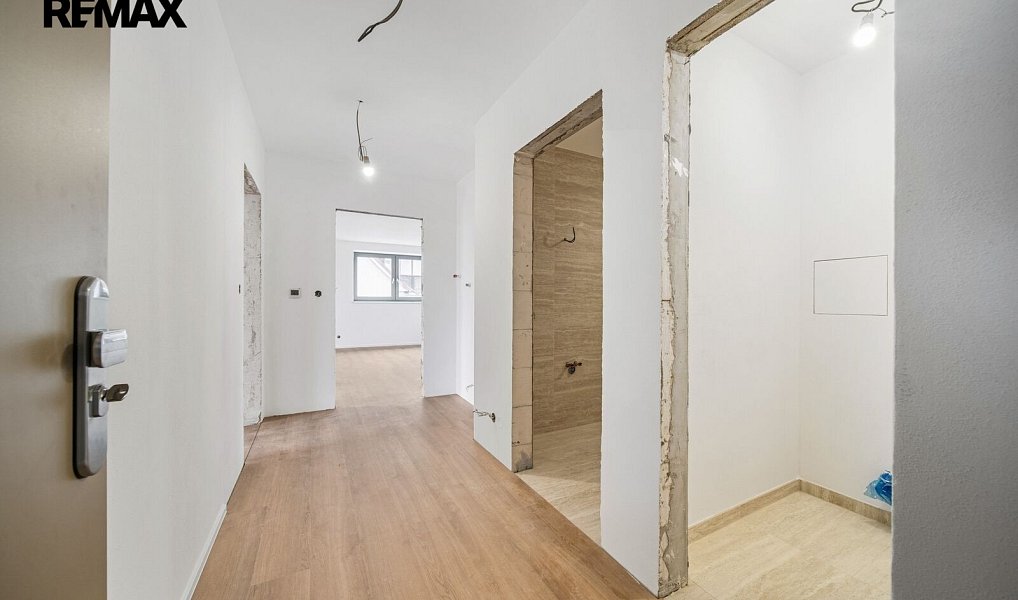 Prodej bytu 3+kk 103 m², Moravany – náhled fotky 5