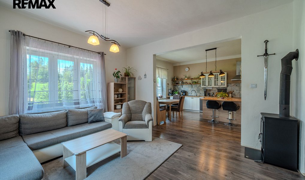 Prodej domu 260 m² s pozemkem 740 m², Tanvald – náhled fotky 11