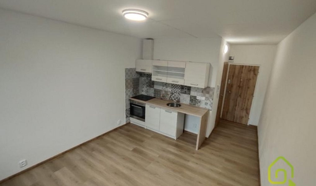 Pronájem bytu 1+kk 20 m², Chodov – náhled fotky 5