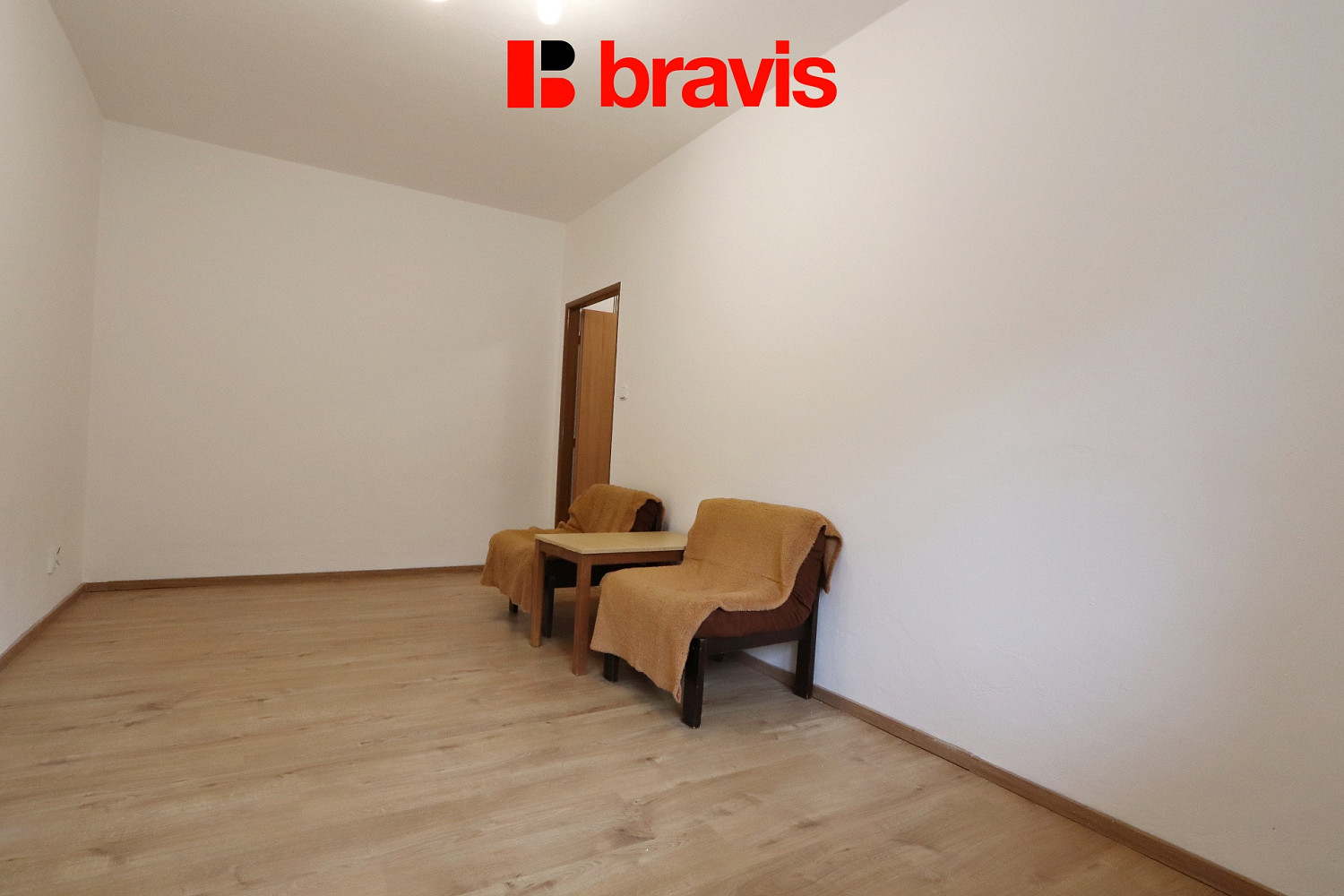 Pronájem bytu 1+1 32 m² – fotografie 4