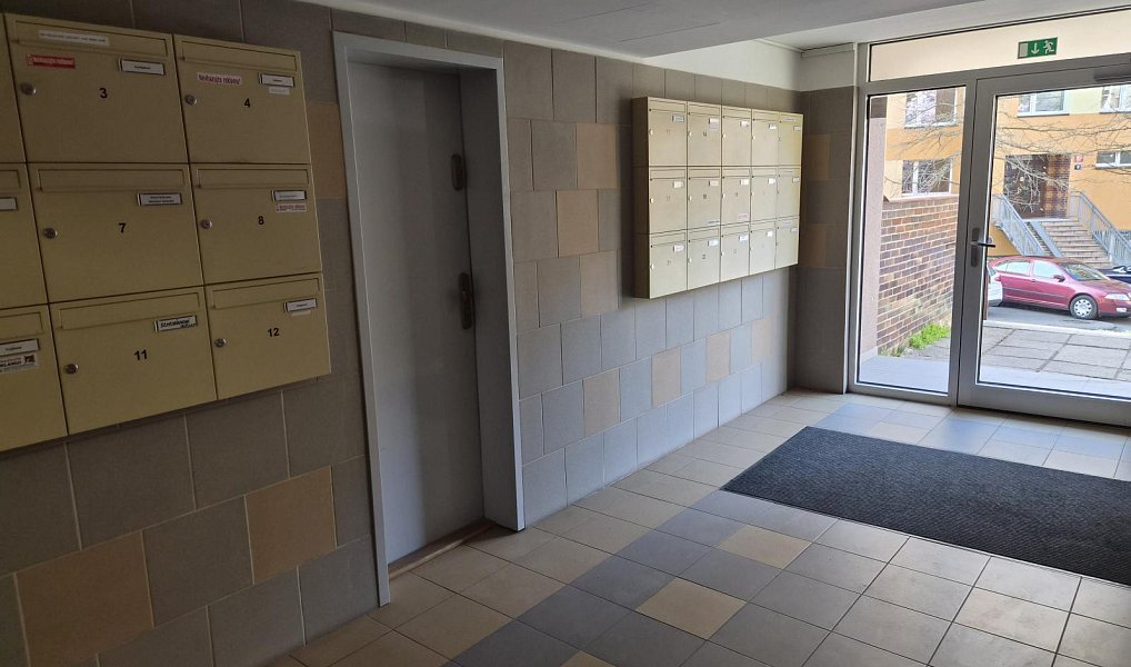 Prodej bytu 4+1 90 m², Praha – náhled fotky 27