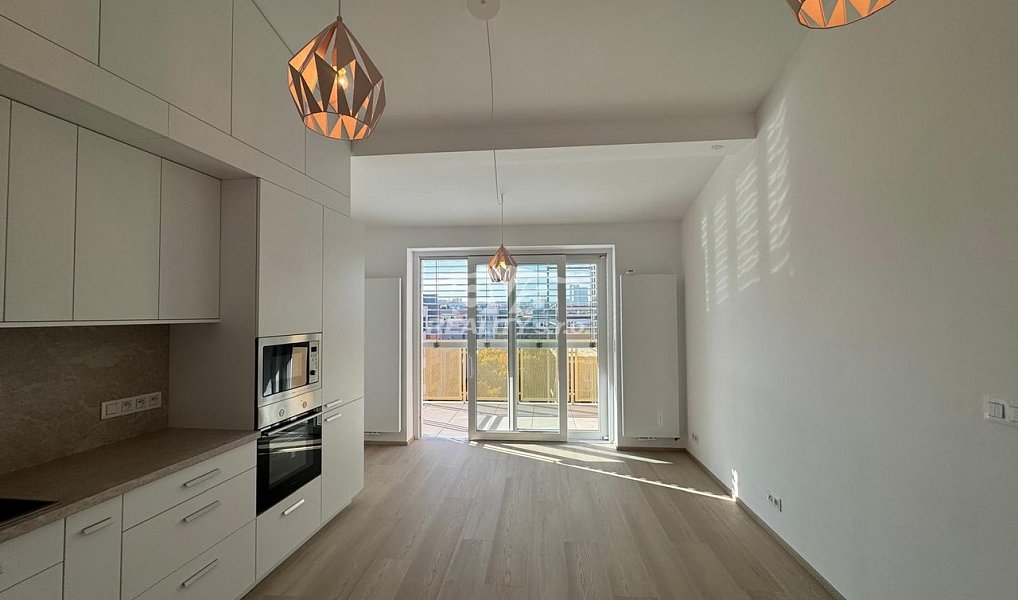 Pronájem bytu 2+kk 39 m², Praha – náhled fotky 3