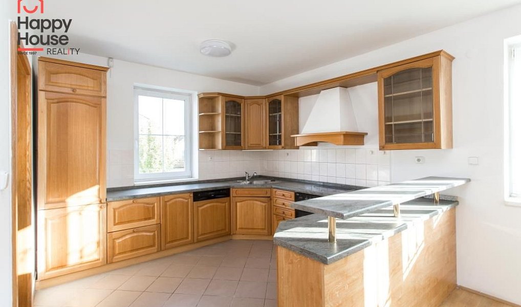 Pronájem domu 333 m² s pozemkem 1 137 m², Praha – náhled fotky 6