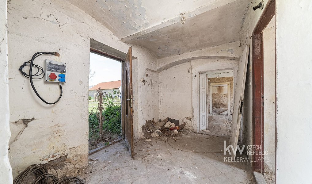 Prodej domu 105 m² s pozemkem 293 m², Chrášťany – náhled fotky 12