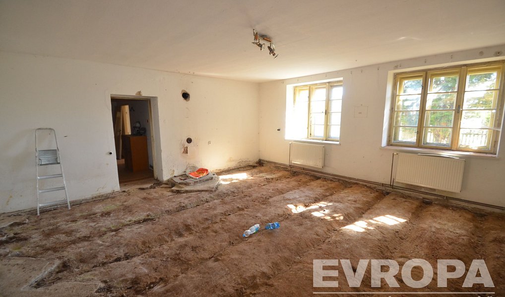 Prodej domu 780 m² s pozemkem 5 958 m², Dolní Hbity – náhled fotky 16