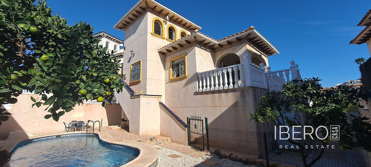 Prodej domu 178 m² s pozemkem 269 m²