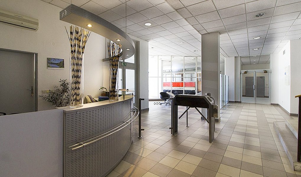 Pronájem kanceláře 126 m², Praha – náhled fotky 2