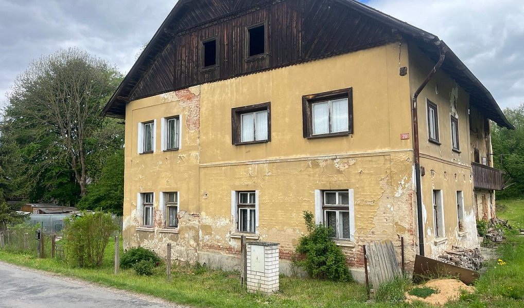 Prodej domu 310 m² s pozemkem 1 346 m², Sezemice – náhled fotky 8