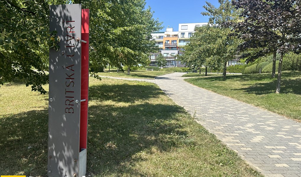Pronájem bytu 2+kk 46 m², Praha – náhled fotky 12