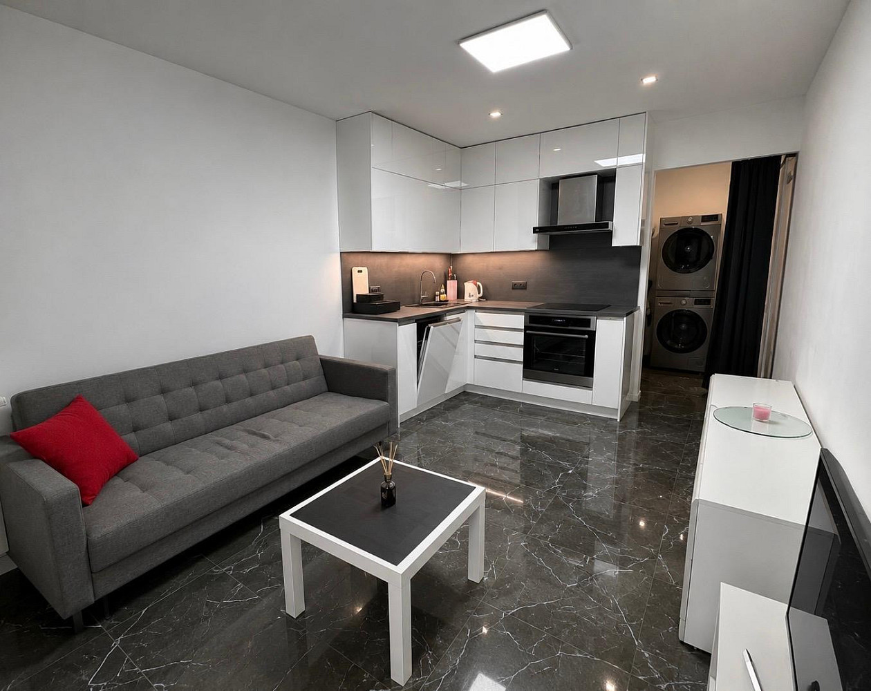 Pronájem bytu 2+kk 55 m² – fotografie 3