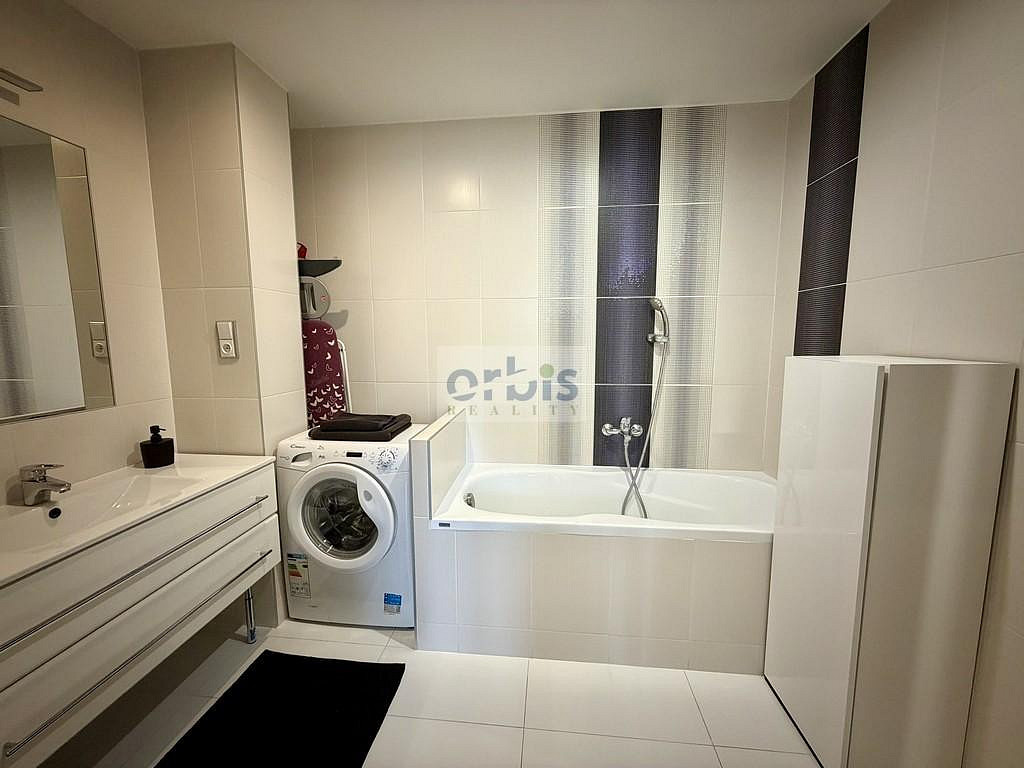 Pronájem bytu 3+kk 66 m² — photo 2