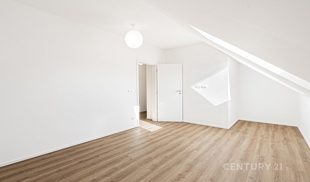 Prodej bytu 4+kk 100 m², Kladno – náhled fotky 7