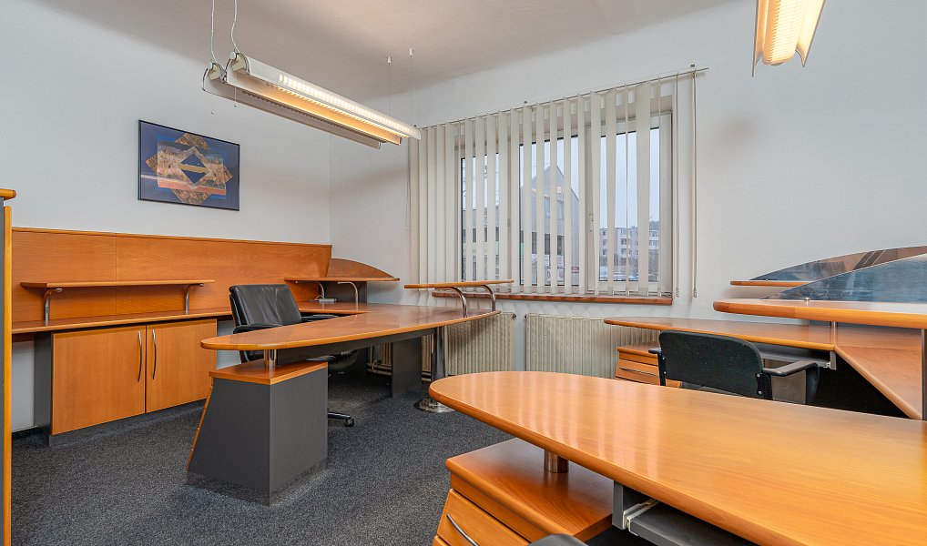 Pronájem kanceláře 25 m², Vizovice – náhled fotky 2