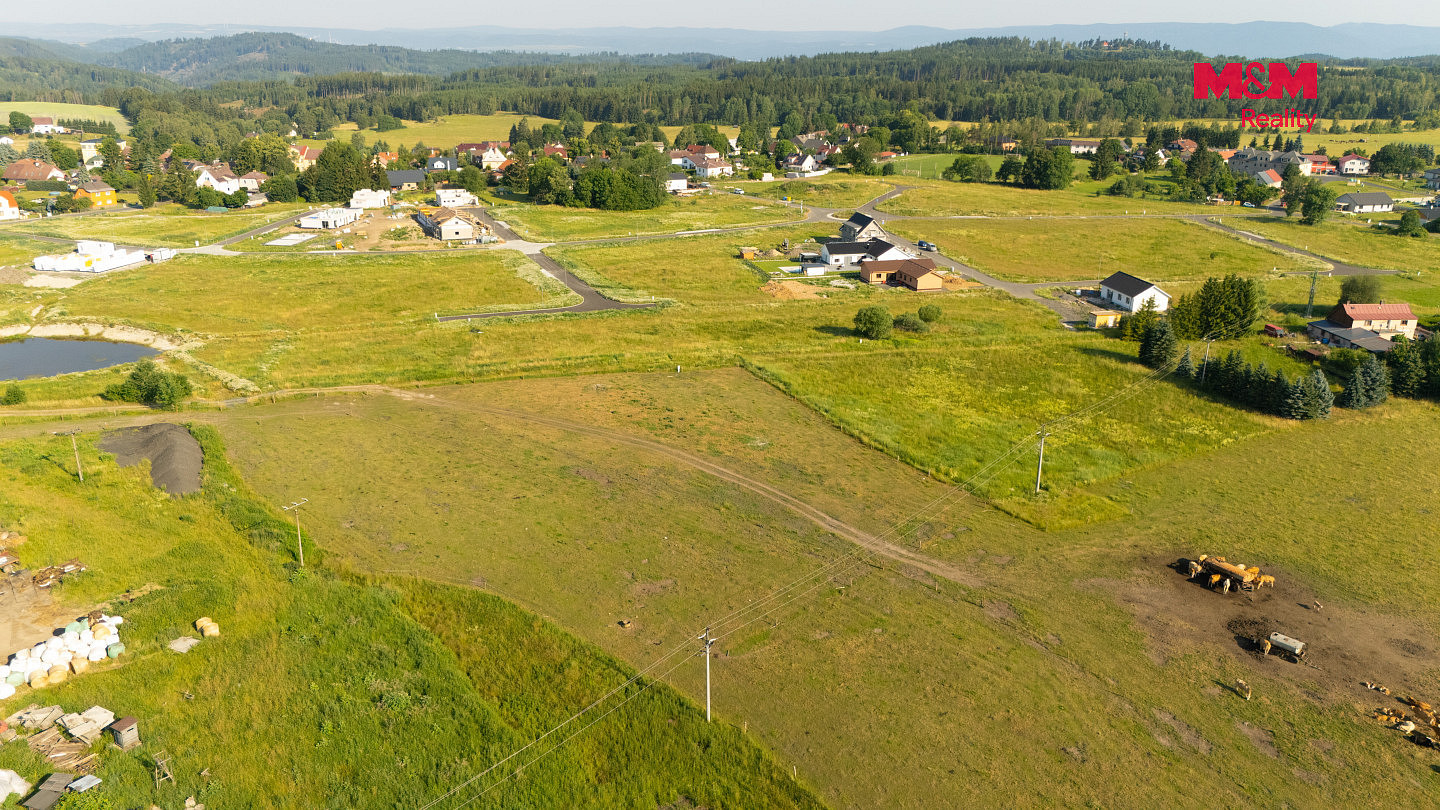 Prodej stavebního pozemku 1 100 m² – fotografie 2