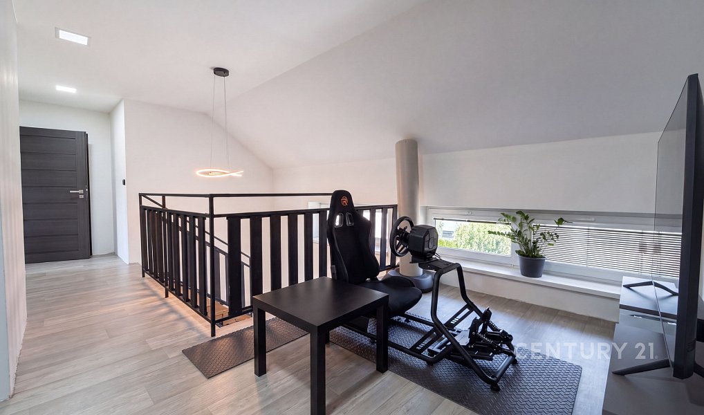 Prodej domu 284 m² s pozemkem 1 154 m², Roštín – náhled fotky 23