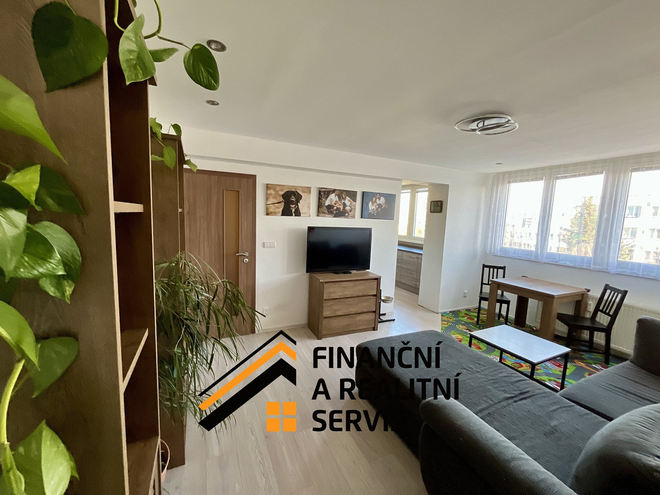 Prodej bytu 3+1 70 m² – pohled 2