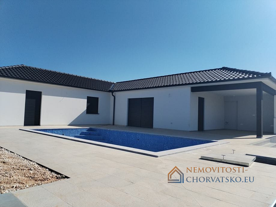 Prodej domu 125 m² s pozemkem 125 m² - Aanzicht 3
