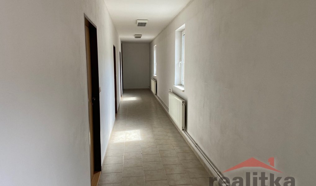 Prodej domu 525 m² s pozemkem 1 376 m², Opava – náhled fotky 13
