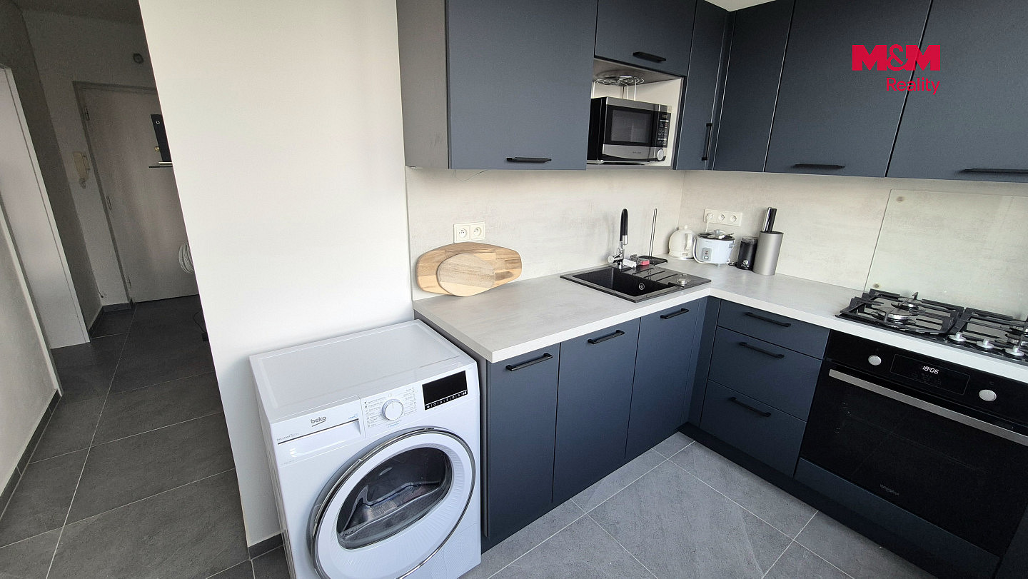 Pronájem bytu 2+1 57 m² — photo 4