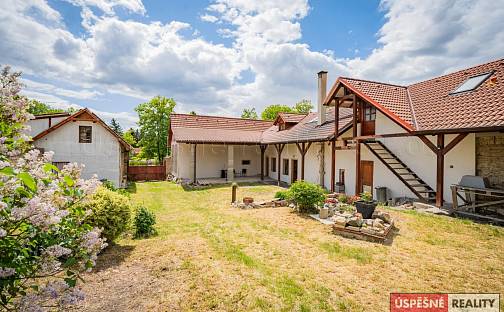 Prodej domu 737 m² s pozemkem 1 417 m², Chožov - Třtěno, okres Louny