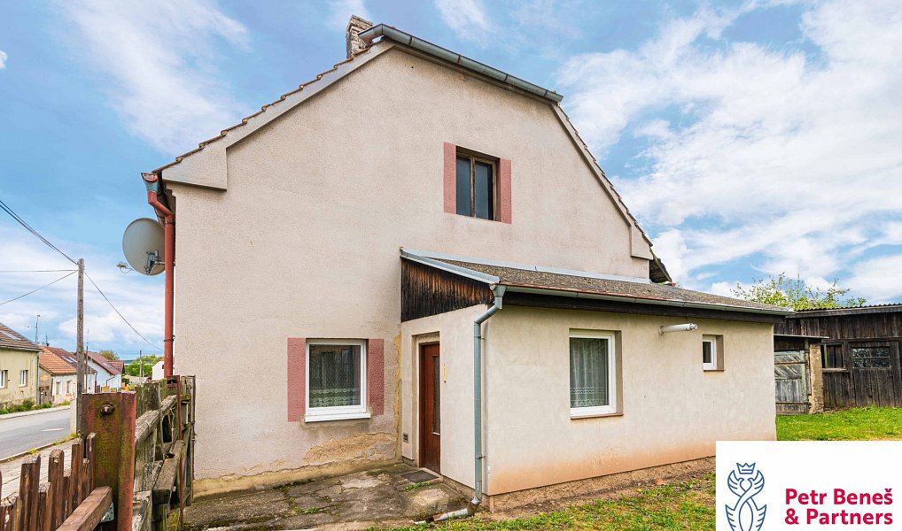 Prodej domu 55 m² s pozemkem 1 024 m², Krupá – náhled fotky 10