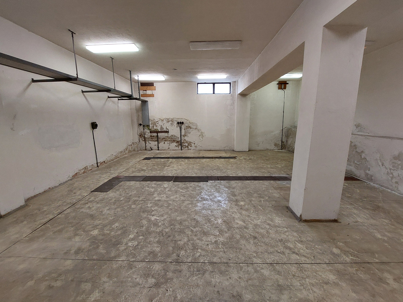 Pronájem skladovacích prostor 86 m² – pohled 2
