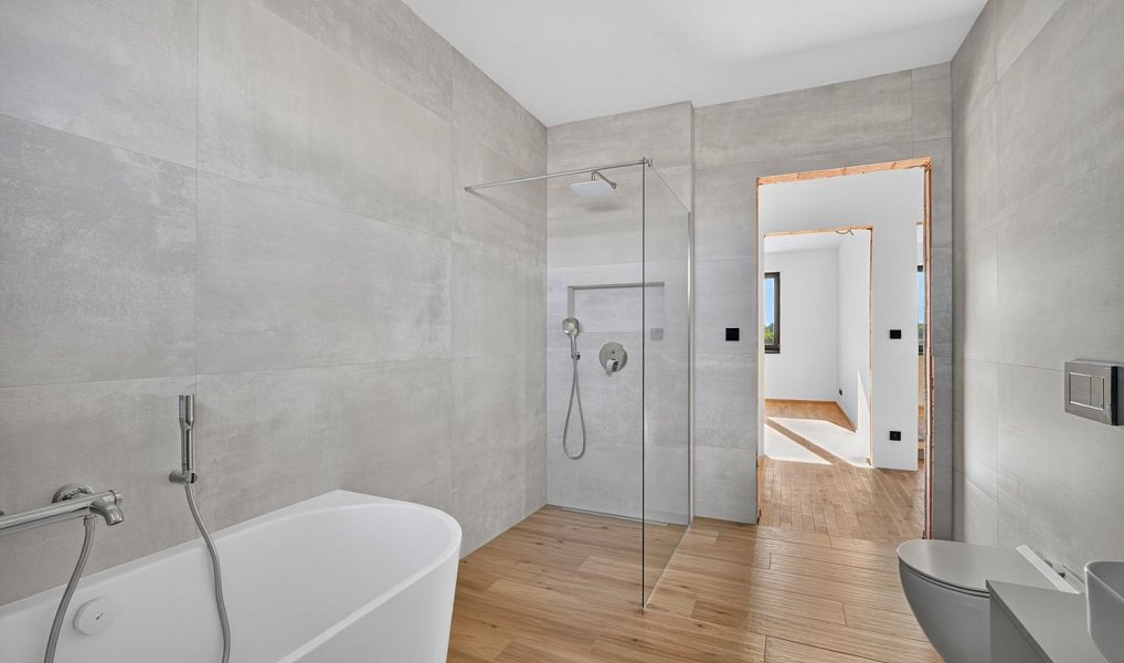 Prodej domu 233 m² s pozemkem 949 m², Kounice – náhled fotky 5