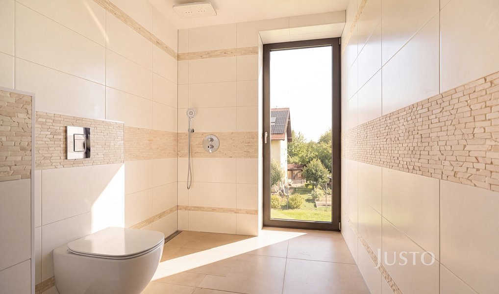 Prodej domu 349 m² s pozemkem 1 385 m², Ohrobec – náhled fotky 39