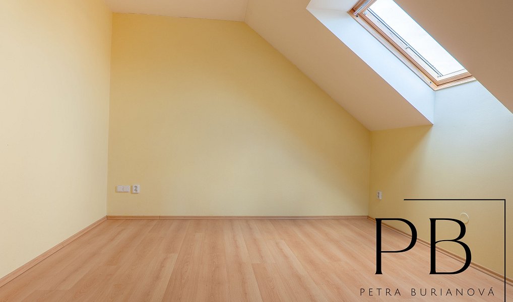 Prodej domu 145 m² s pozemkem 444 m², Ivančice – náhled fotky 19