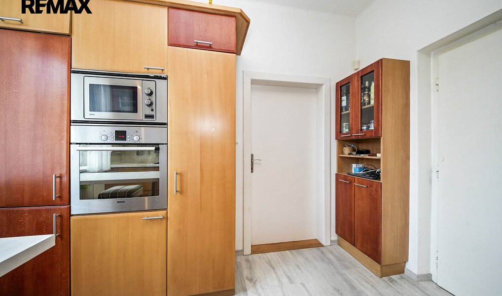 Prodej domu 182 m² s pozemkem 319 m², Veselí nad Moravou – náhled fotky 9