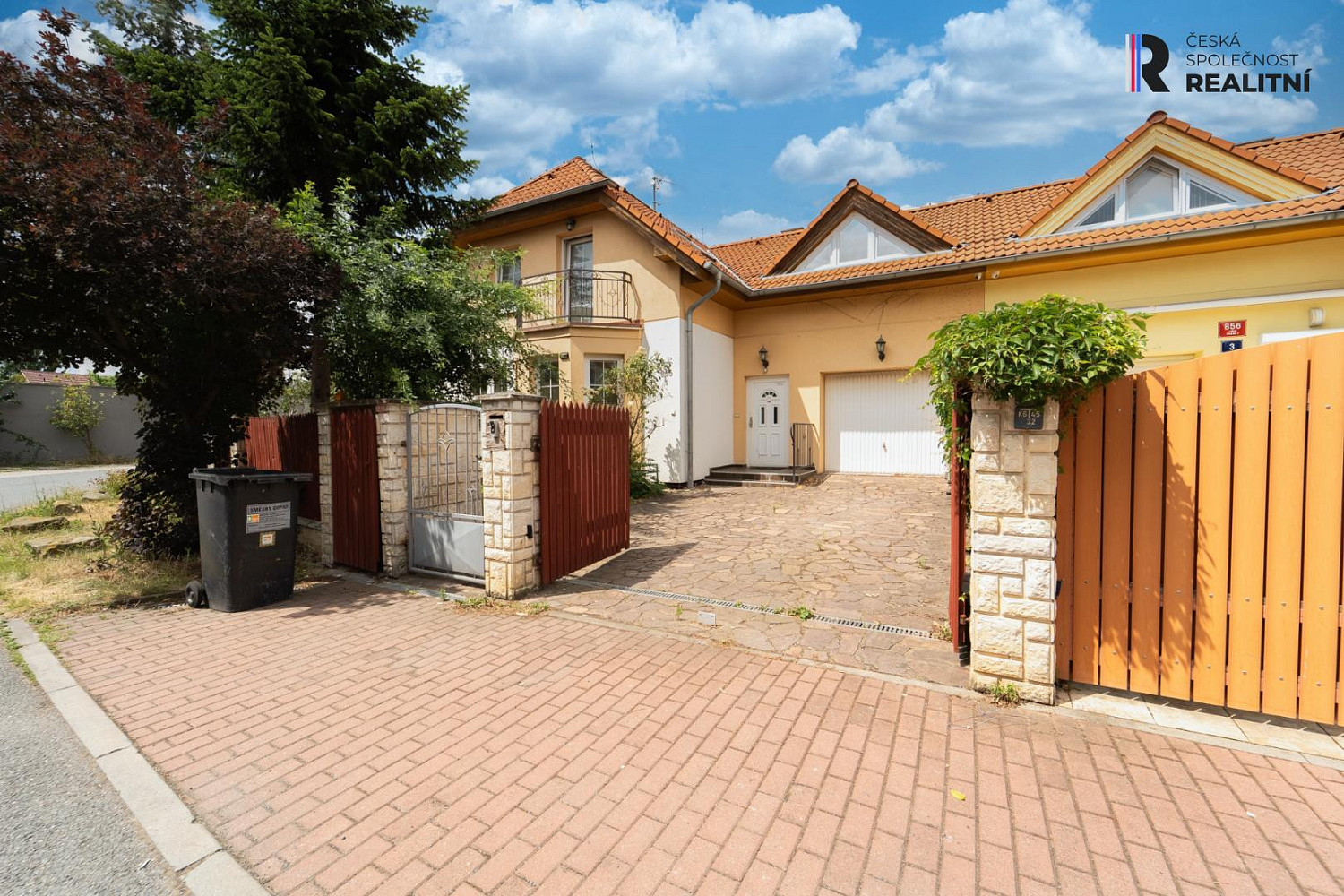 Prodej domu 168 m² s pozemkem 427 m² – fotografie 2