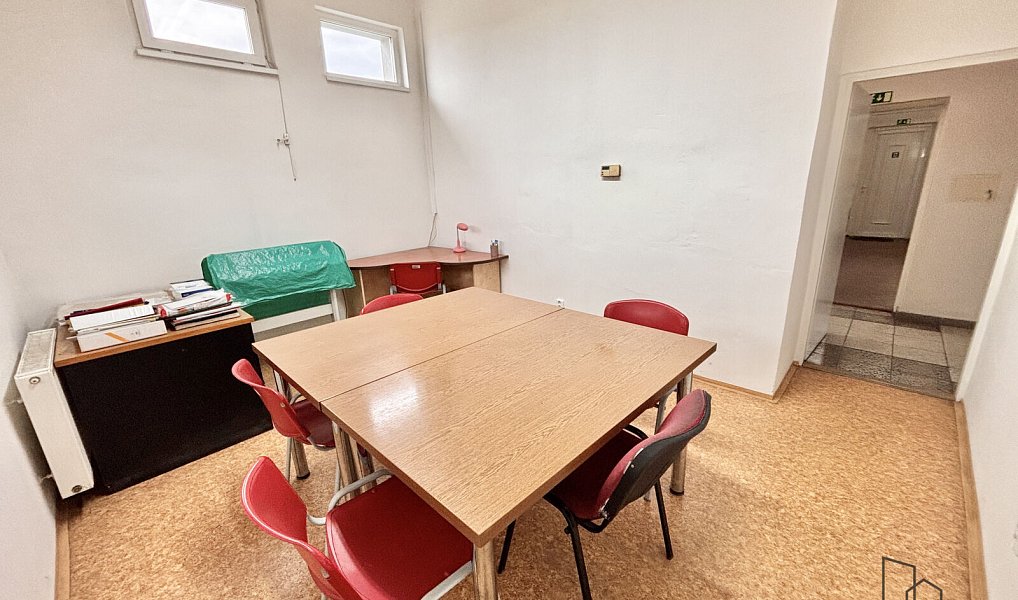 Prodej komerčního objektu (jiného typu) 244 m², Šternberk – náhled fotky 15