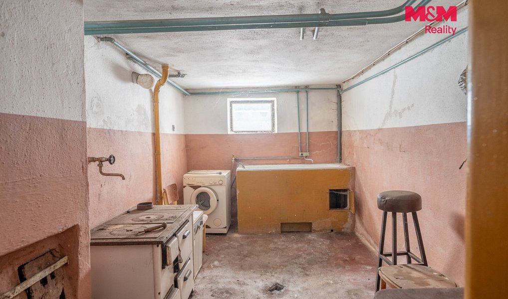 Prodej domu 256 m² s pozemkem 660 m², Čestice – náhled fotky 19