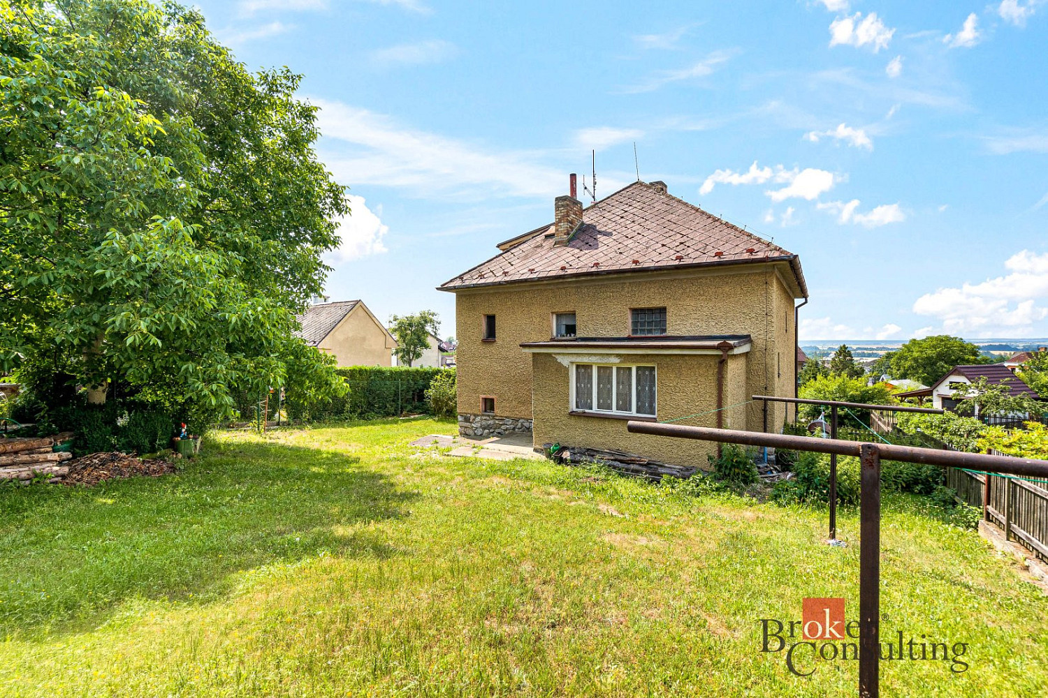 Prodej domu 270 m² s pozemkem 713 m² – fotografie 2