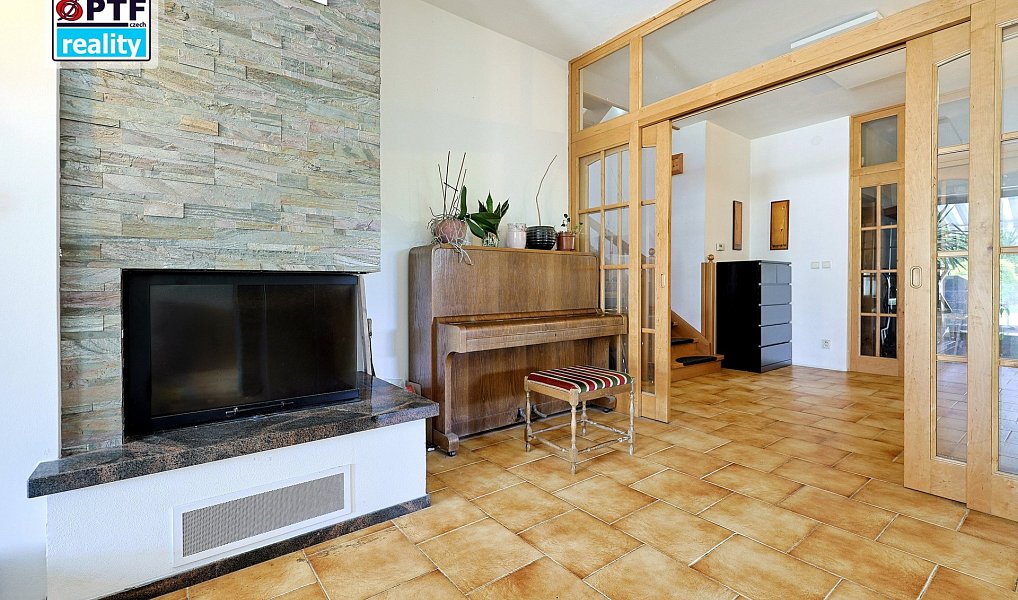 Prodej domu 353 m² s pozemkem 743 m², Plzeň – náhled fotky 6