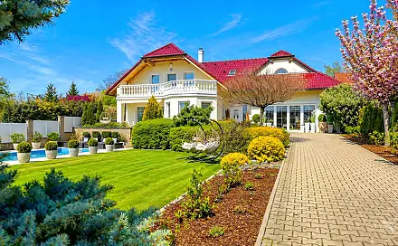 Prodej domu 323 m² s pozemkem 1 018 m², Kly - Hoření Vinice, okres Mělník