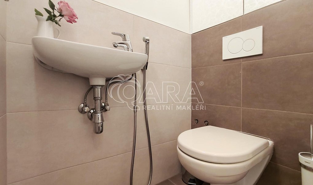 Pronájem bytu 3+kk 81 m², Praha – náhled fotky 20