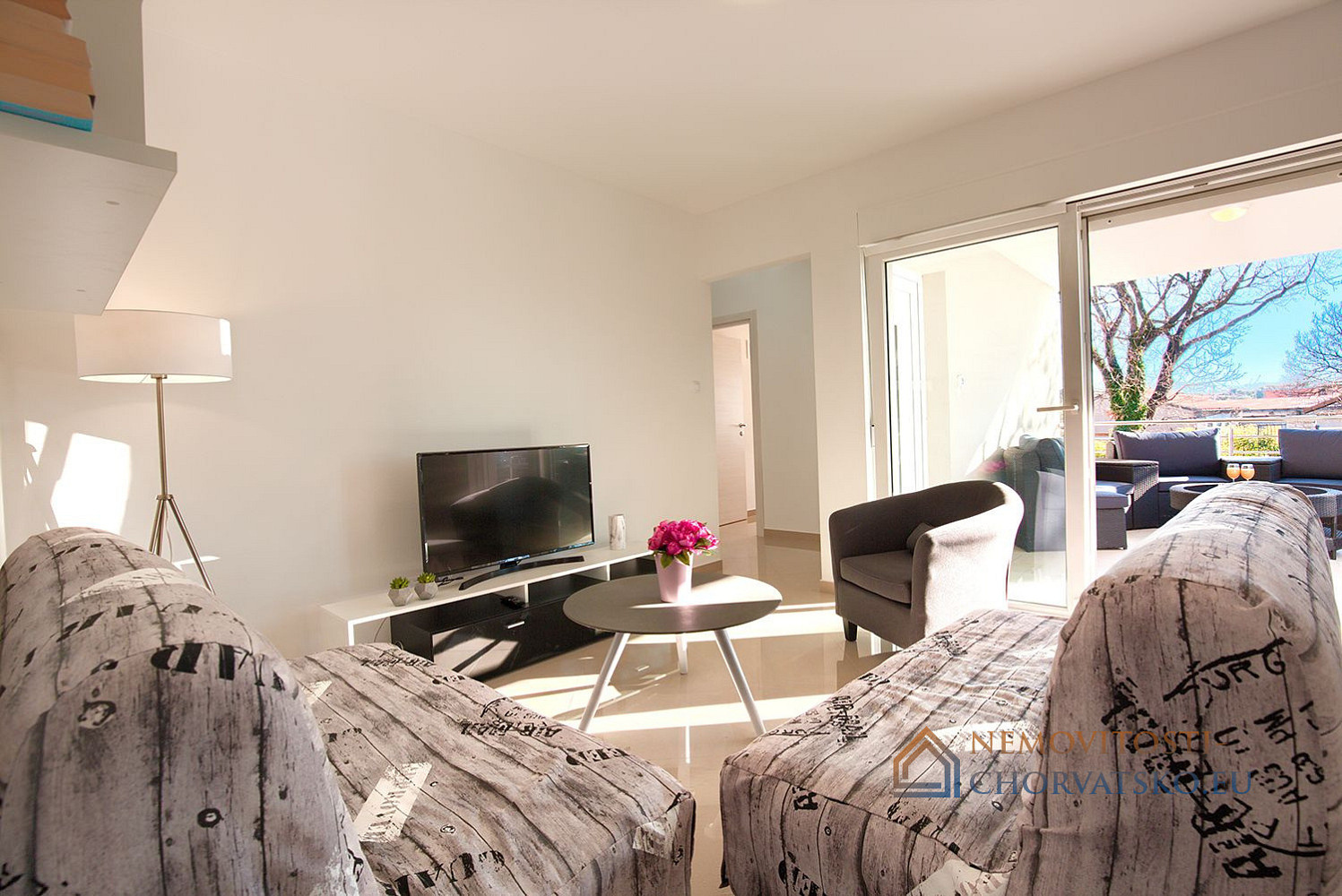 Prodej domu 390 m² s pozemkem 932 m² - Więcej