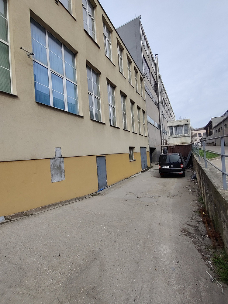 Pronájem skladovacích prostor 253 m² – fotografie 3