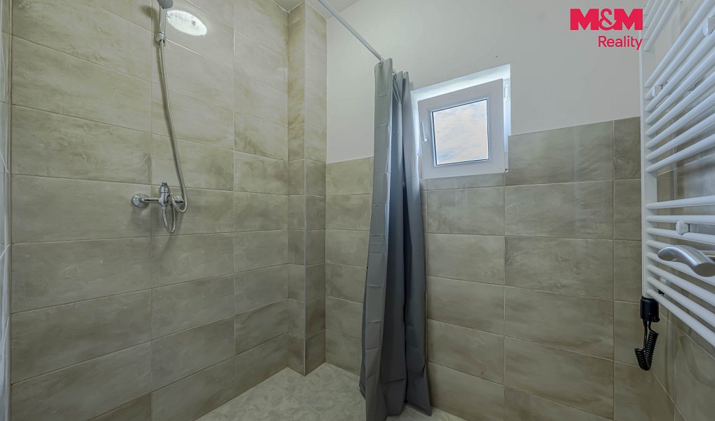 Pronájem domu 302 m² s pozemkem 421 m², Vrátno – náhled fotky 22