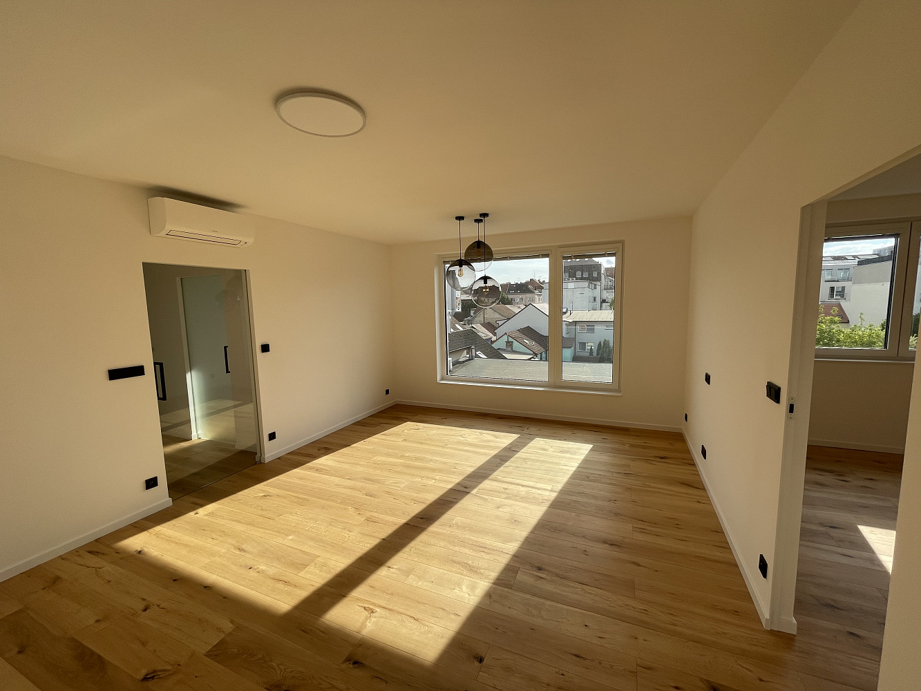 Prodej bytu 2+kk 70 m² – pohled 5