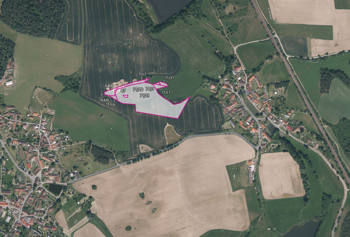 Prodej pole 25 150 m²
