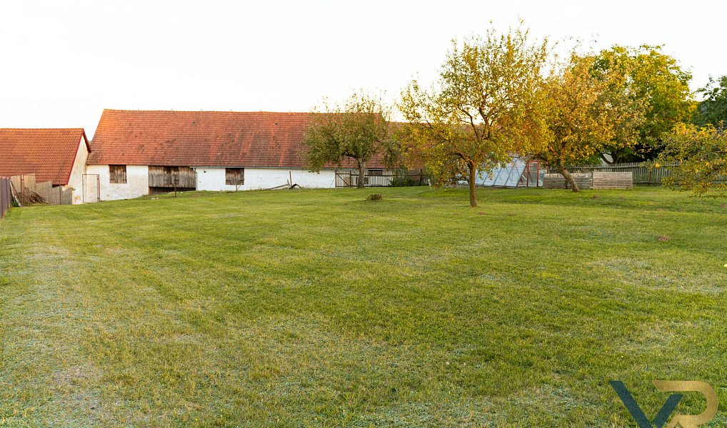 Prodej stavebního pozemku 1 096 m², Nová Cerekev – náhled fotky 2
